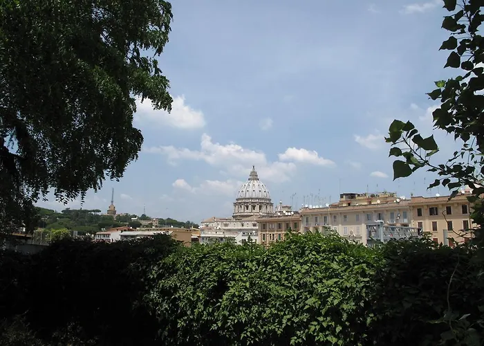 Casa Vacanze Ferrari Al Vaticano * Рим